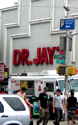 drjays-clothing-store_original Dr Jays first store.